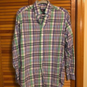 Men’s Vineyard Vine size Medium